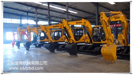 山東寶鼎挖掘機廠家小型挖掘機械產(chǎn)品