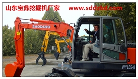 山東寶鼎挖掘機廠家小型挖掘機械產品
