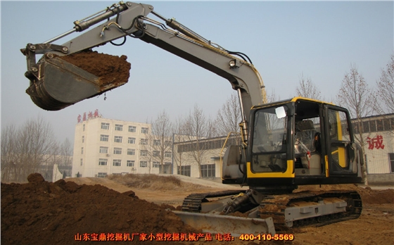 山東寶鼎小型挖掘機(jī)械產(chǎn)品