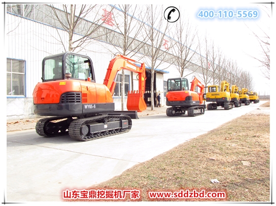 山東寶鼎小型挖掘機生產(chǎn)廠家