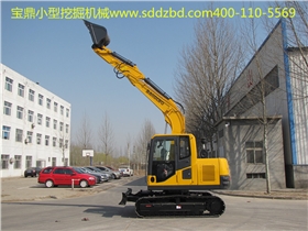 寶鼎小型挖掘機(jī)械