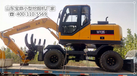山東寶鼎小型挖掘機(jī)廠家專業(yè)打造挖掘機(jī)械產(chǎn)品