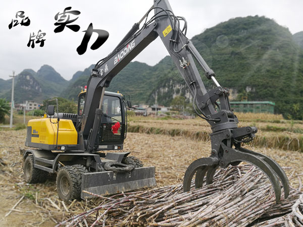寶鼎輪式抓木機