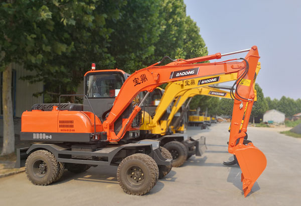 寶鼎膠輪式挖掘機80車型.jpg