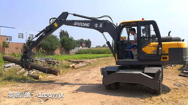 寶鼎輪式抓木機(jī)95車(chē)型.jpg
