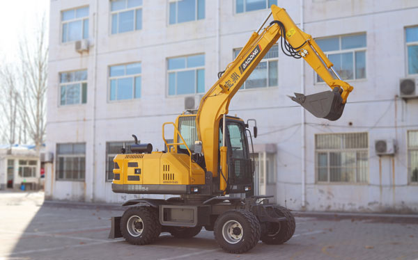 寶鼎輪式挖掘機(jī)80車(chē)型.jpg