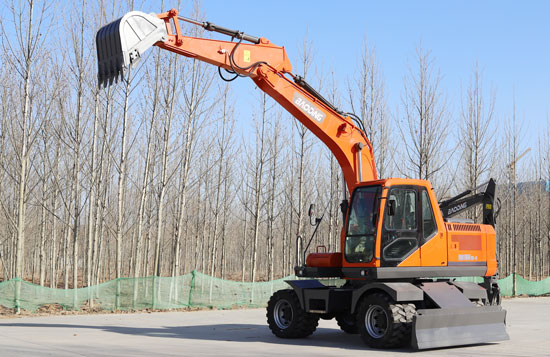 寶鼎150輪式挖掘機(jī)車型.jpg